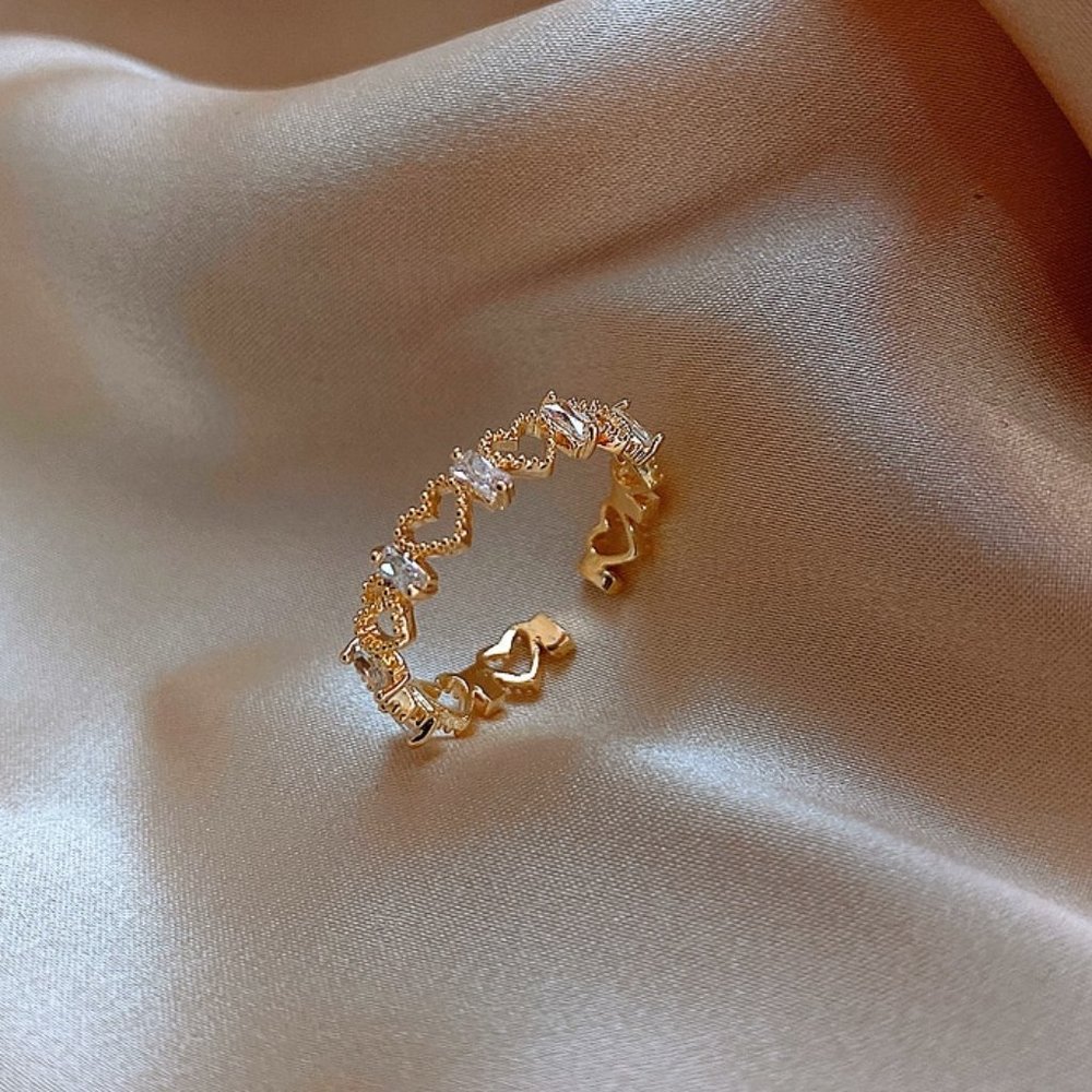 'Hearts Aligned' Hollow Cut Accent Zirconia Adjustable Gold Ring